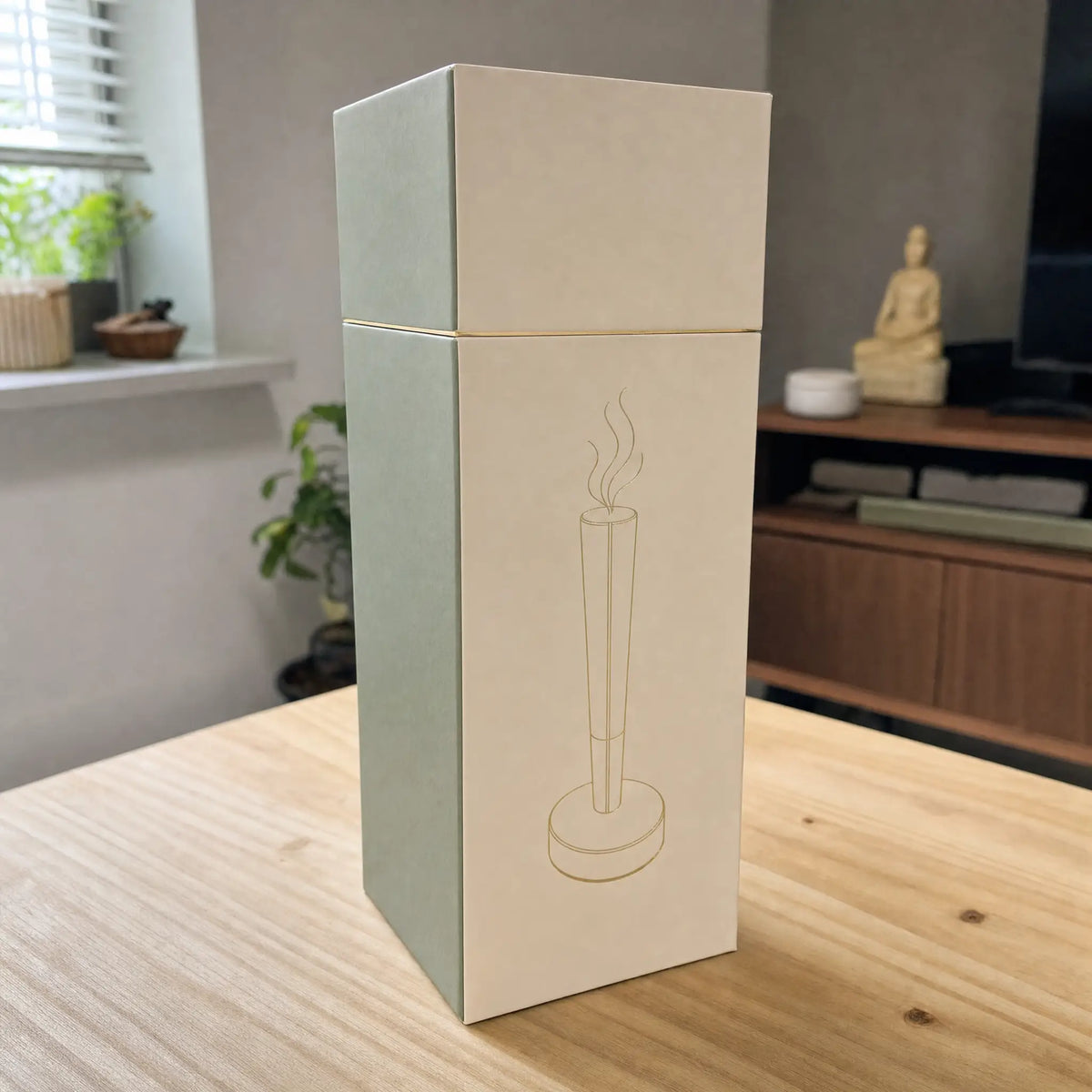 Hotbox Mist gift box closed